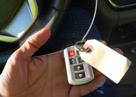 2019 Toyota Sienna Xle 7 Passenger from USA, damaged, VIN 5TDDZ3DC7KS225271